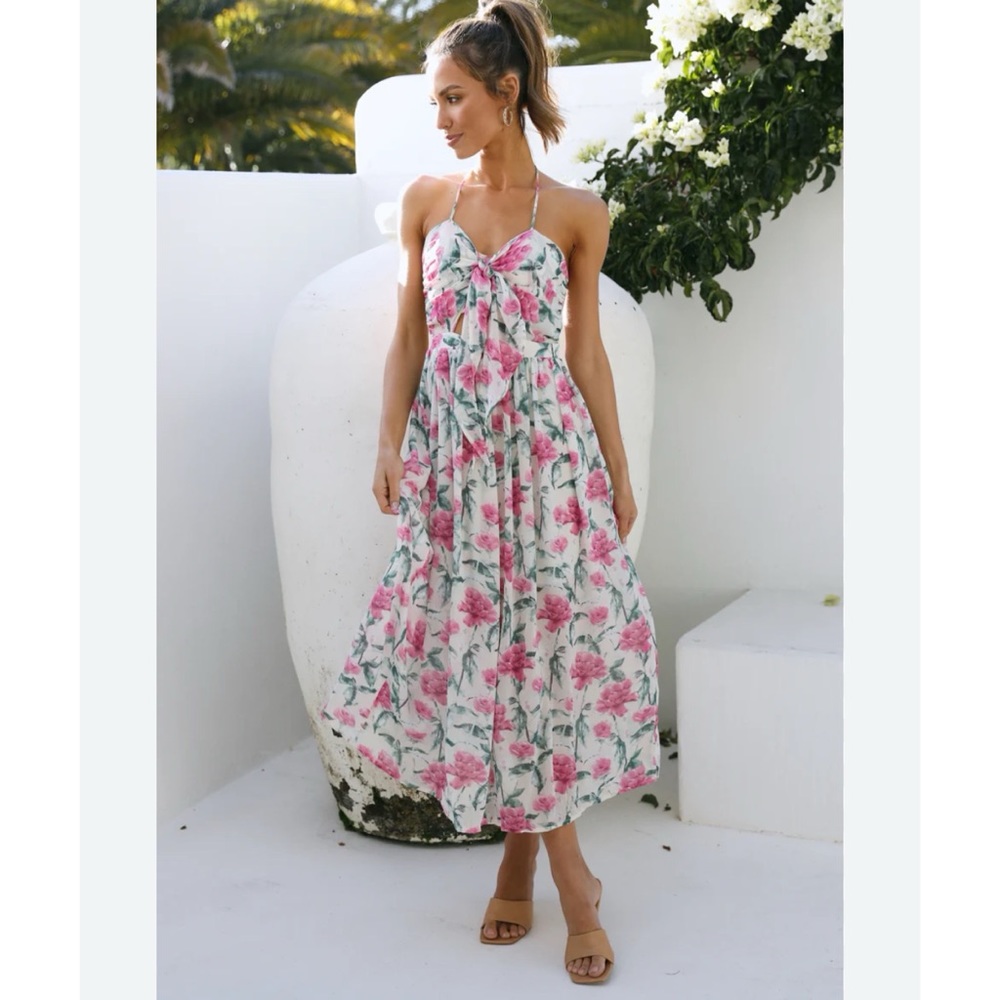Hello Molly Floral Tune Dress - Picture 2 of 7